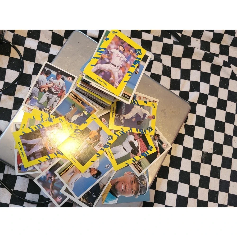 240+ Baseball Card Lot 80s 90s Mix‎ Topps Fleer Upper Deck Bulk